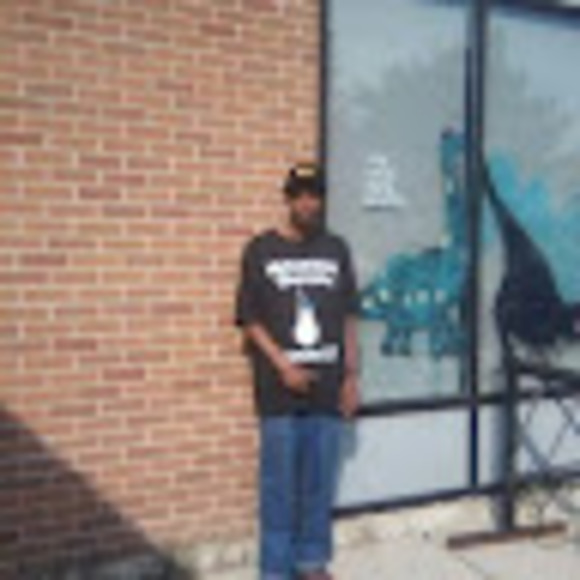 Meet your Posher, Funsho - Picture 1 of 1